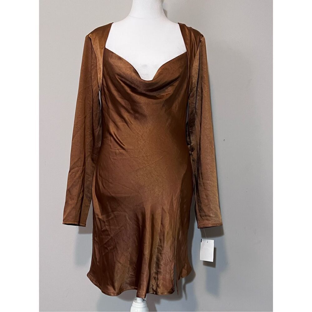 NWT Selfie Leslie Women's Champs Elysees Open Back Mini Dress Brown Size Small
